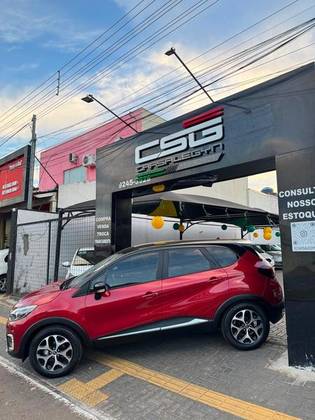 RENAULT CAPTUR 1.6 16V SCE FLEX INTENSE X-TRONIC RENAULT CAPTUR 1.6 16V SCE FLEX INTENSE X-TRONIC